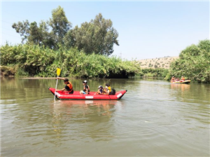 שייט קייקים באבוקייק בדרום הגולן